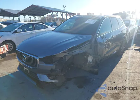 2021 Volvo Xc60 T5 Inscription z USA, uszkodzony, nr VIN YV4102RL9M1721623